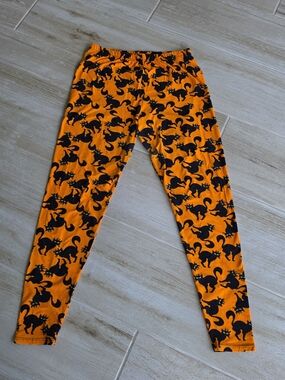 Women’s Orange And Black Cat-Print Leggings Festive  Halloween Plus Size